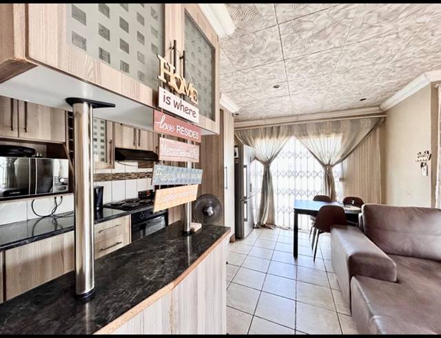 3 BEDROOM HOUSE FOR SALE IN AMANDASIG